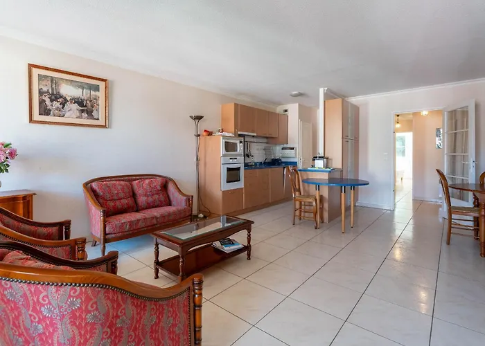 Apartment T3 Au Centre D'arcachon, Avec Parking, Proche Parc Mauresque Et Plage, Terrasse, 2 - Fr-1-319-61 *